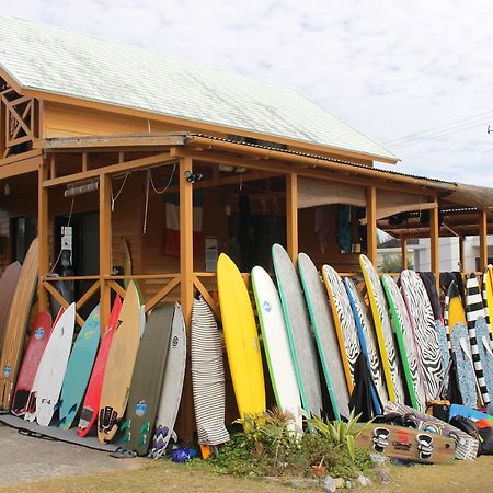 Готель Tropical Surf House Okinawa Онна Екстер'єр фото