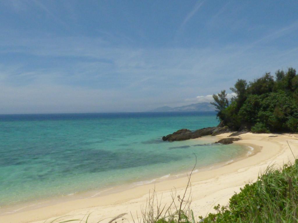 Готель Tropical Surf House Okinawa Онна Екстер'єр фото