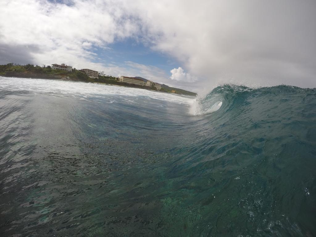 Готель Tropical Surf House Okinawa Онна Екстер'єр фото
