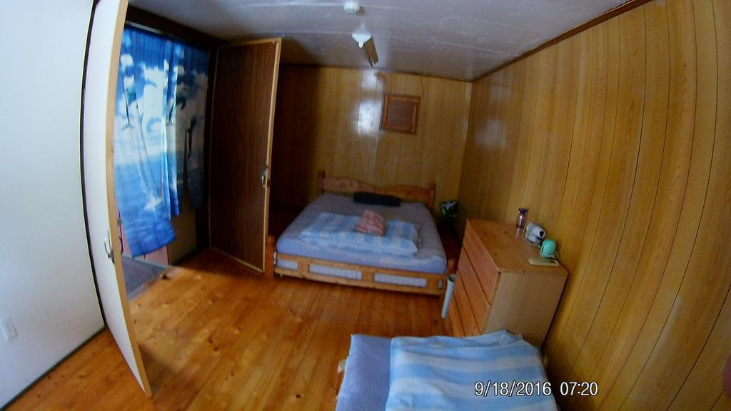 Готель Tropical Surf House Okinawa Онна Екстер'єр фото
